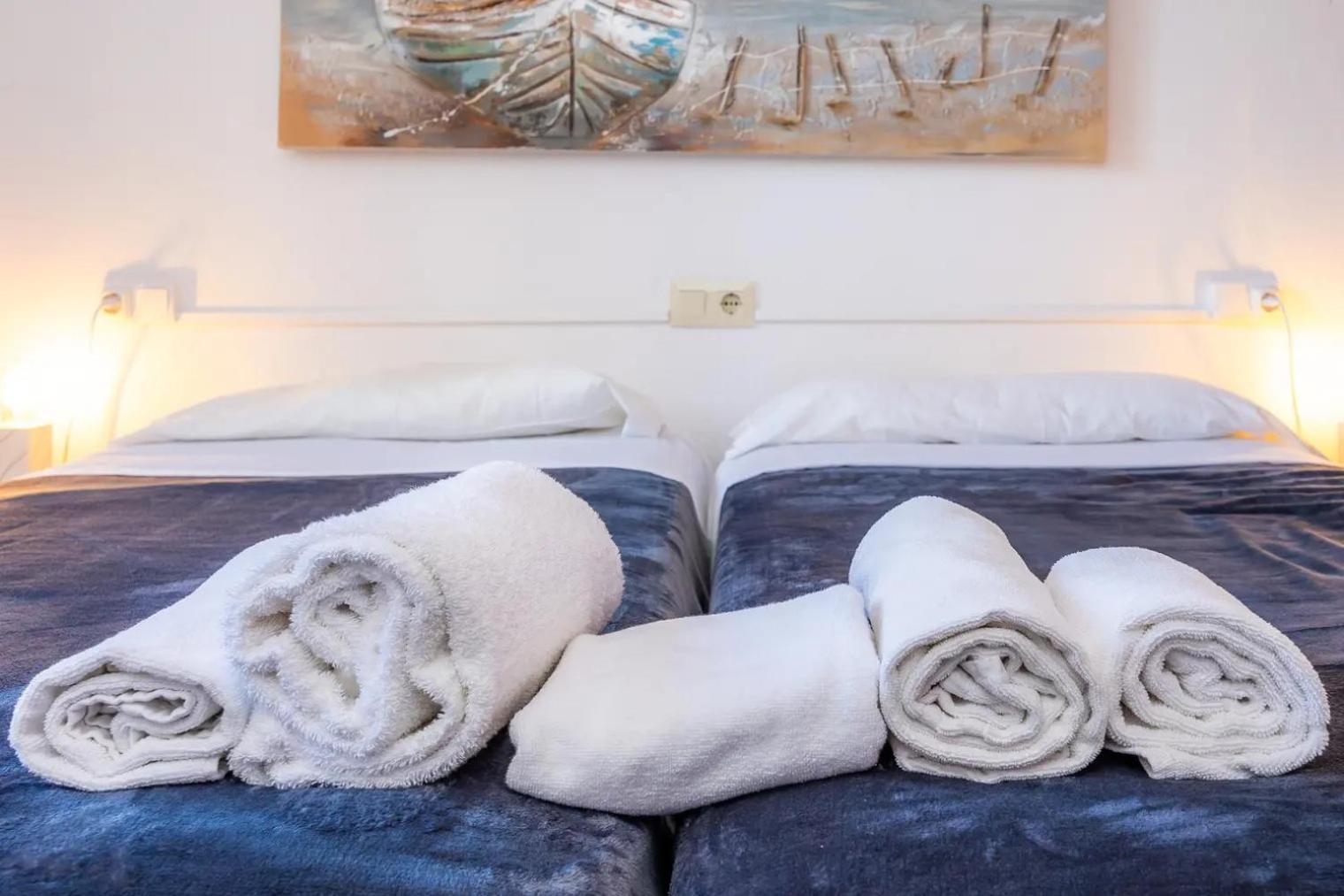 Apartamentos Mhm カラ・ラトハダ エクステリア 写真